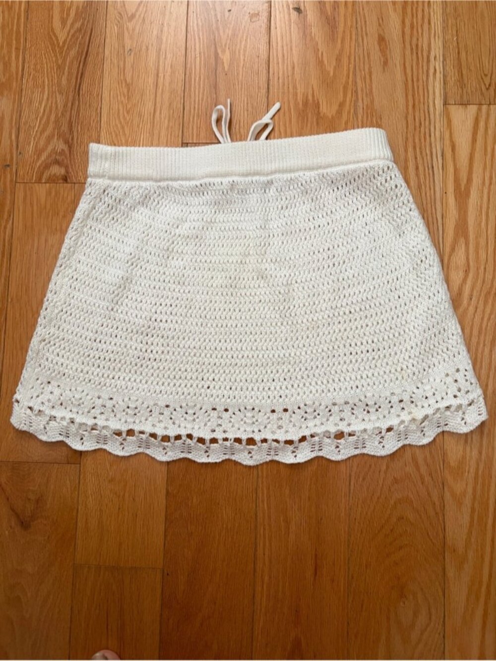 Cream Crochet Mini Skirt - Picture 2 of 2